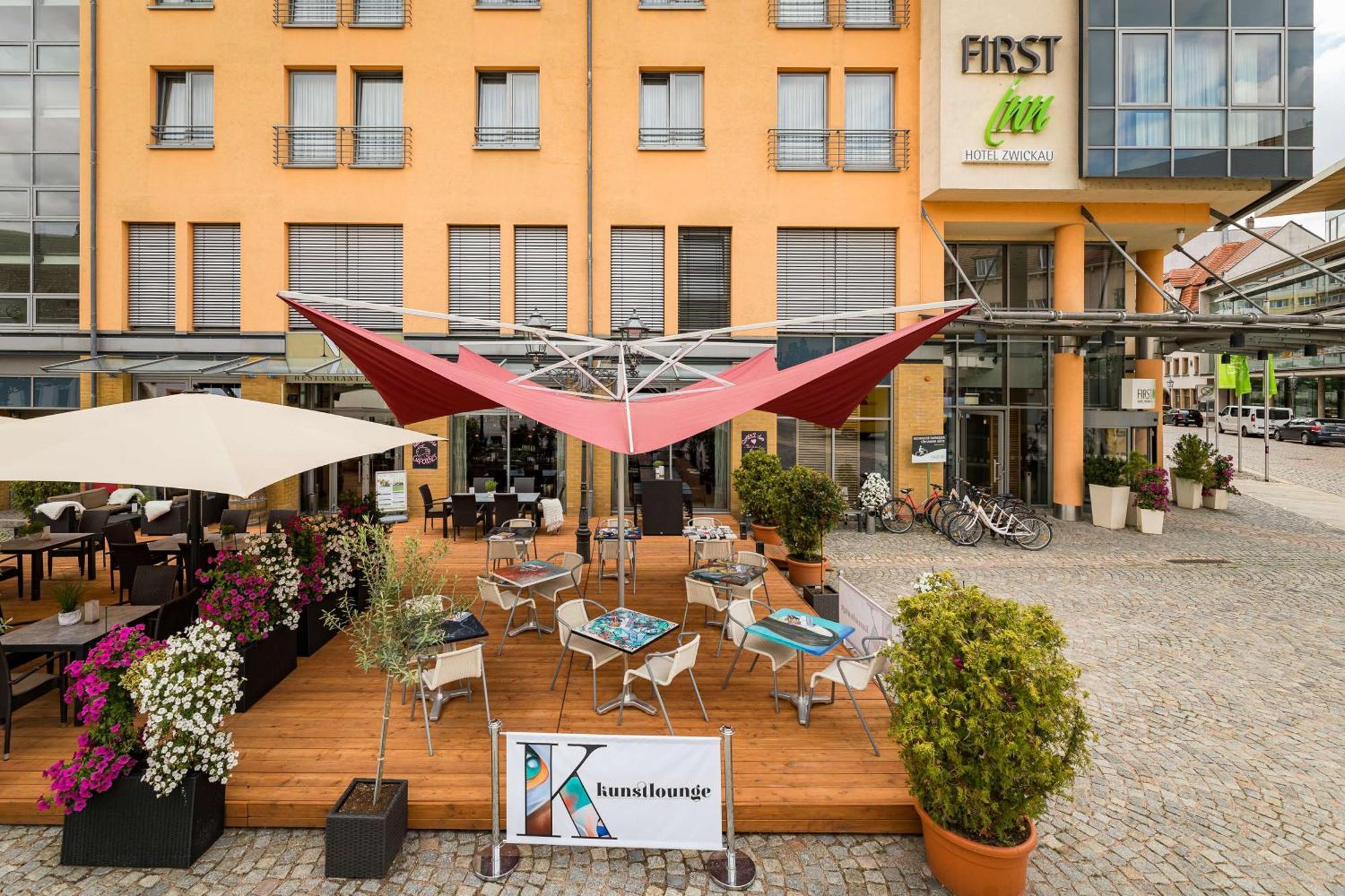 First Inn Hotel Zwickau Exterior photo